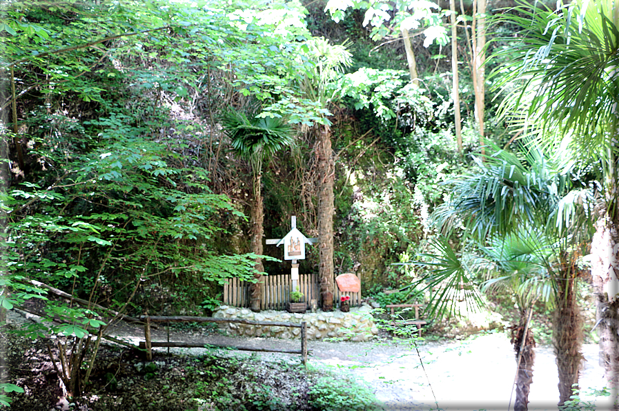 foto Santuario del Covolo